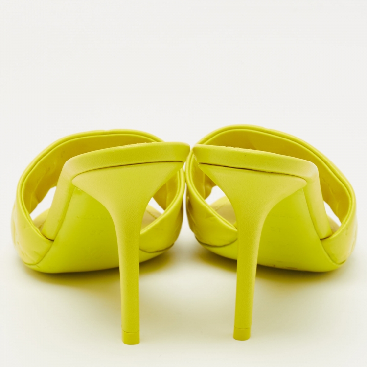 Pre Owned Louis Vuitton Yellow Leather Revival Sandals Size 37