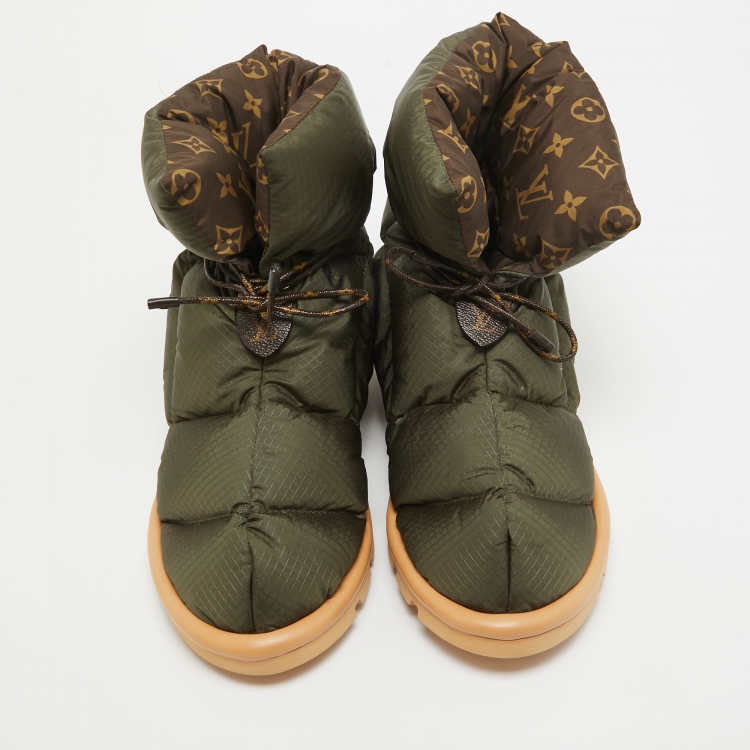 Pre Owned Louis Vuitton Green Nylon Pillow Comfort Ankle Boots Size 40