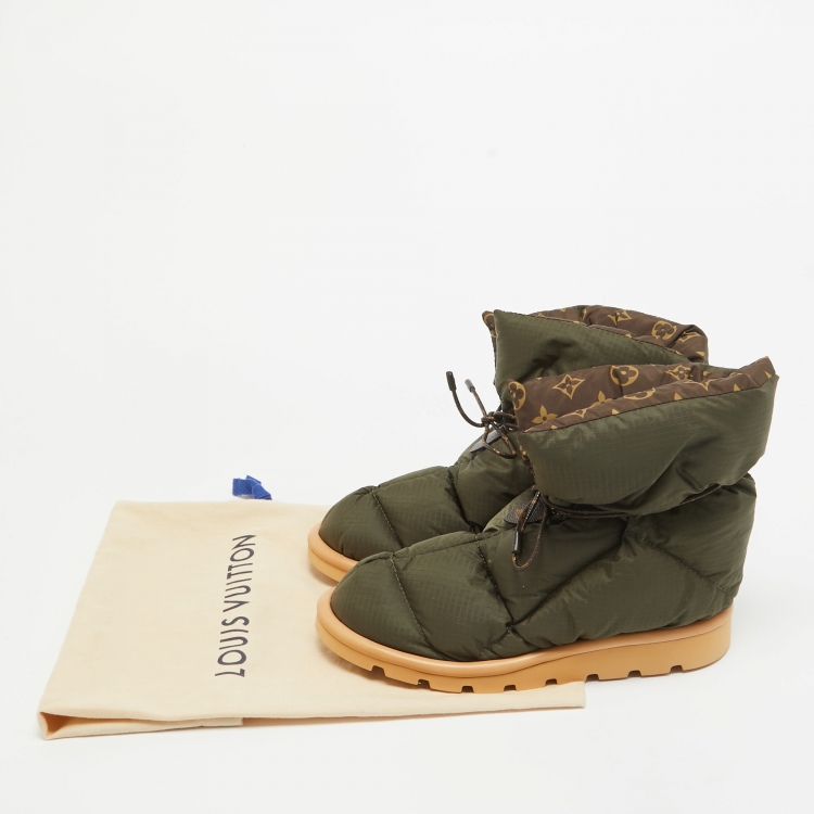 Pre Owned Louis Vuitton Green Nylon Pillow Comfort Ankle Boots Size 40