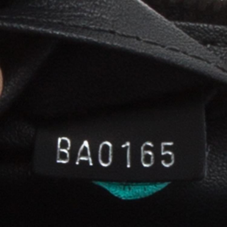 مملوكة مسبقًا Louis Vuitton Damier Graphite Toilet Pouch PM