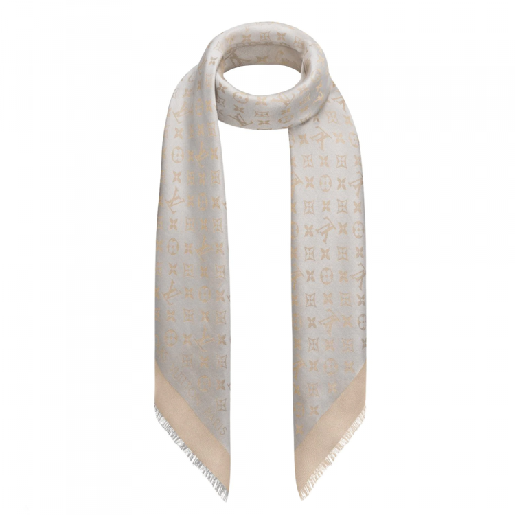 Pre Owned Louis Vuitton Greige Monogram Shine Shawl