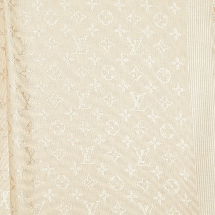 Pre Owned Louis Vuitton Ecru Monogram Silk & Wool Classique Shawl