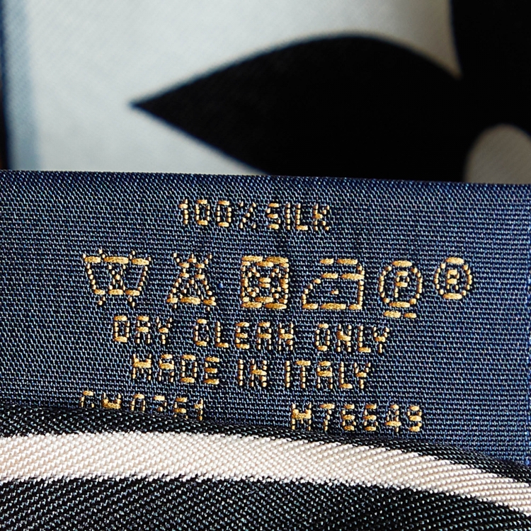 Pre Owned Louis Vuitton Black Ultimate Monogram Silk Square Scarf