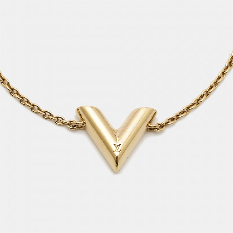 Pre Owned Louis Vuitton Essential V Gold Tone Bracelet
