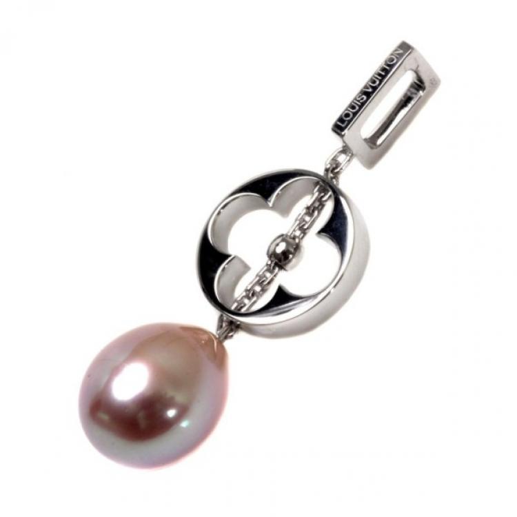 Pre Owned Louis Vuitton 18 K White Gold Pearl Pendant Charm 
