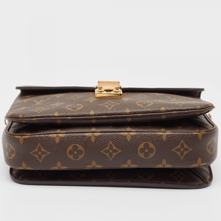 Pre Owned Louis Vuitton Monogram Canvas Pochette Metis Bag