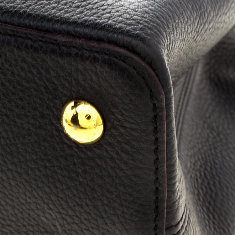 Pre Owned Louis Vuitton Black Taurillon Leather Capucines MM Bag