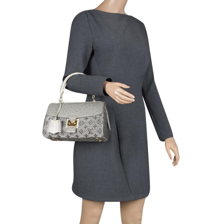 Carolina Herrera tote bag, Women's Fashion, Bags & Wallets, Tote Bags on  Carousell
