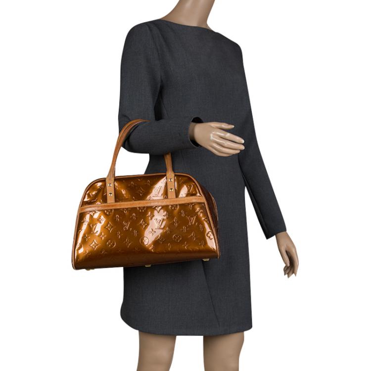 Luxury Handbag - LOUIS VUITTON SQUARE