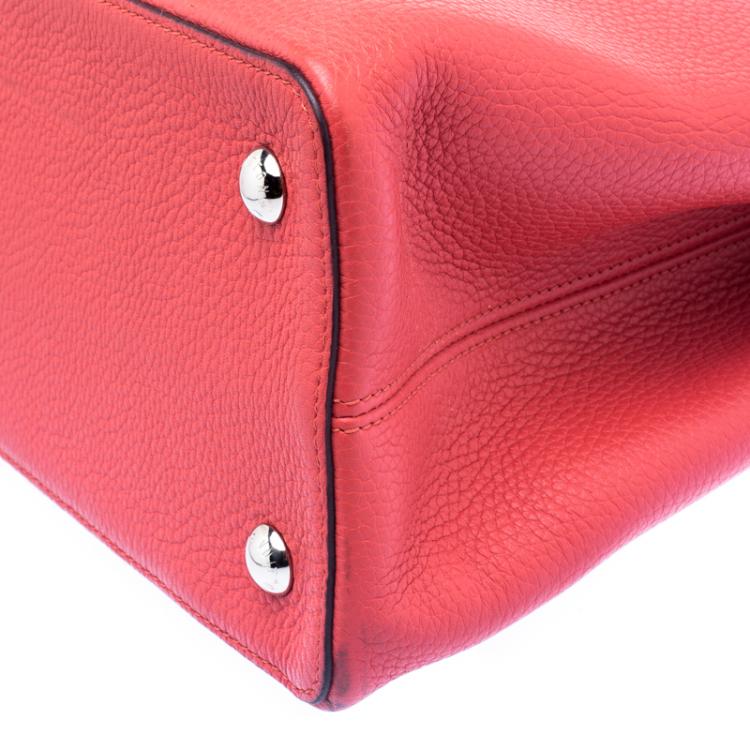 Pre Owned Louis Vuitton Corall Taurillon Leather Capucines MM Bag