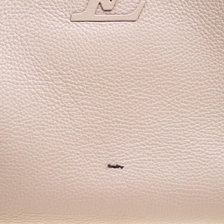 Pre Owned Louis Vuitton Beige Taurillon Leather Capucines GM Bag