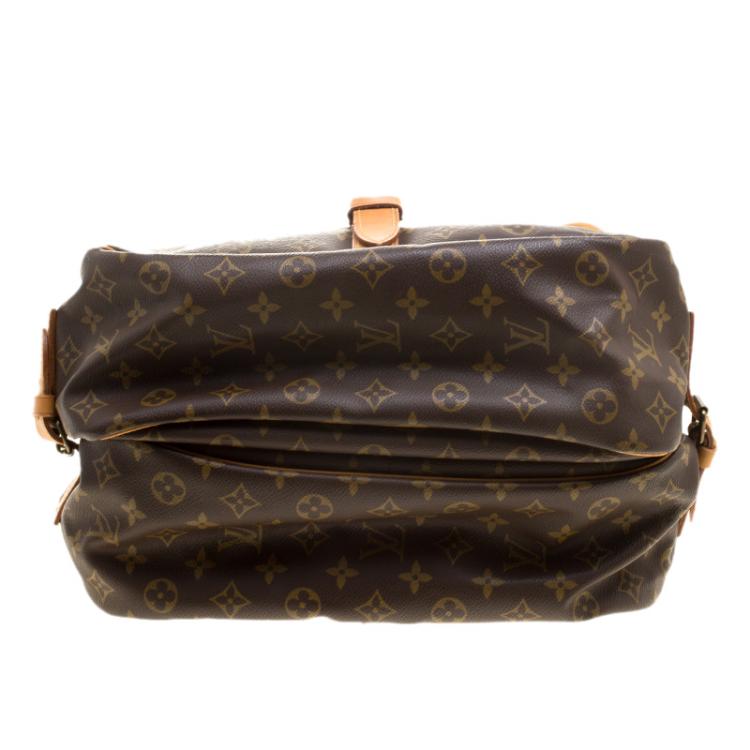 Pre Owned Louis Vuitton Monogram Canvas Saumur Messenger 35 Bag