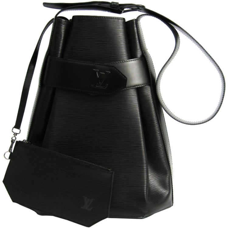 LOUIS VUITTON Authentic Women's Epi Noir Sacado Black Shoulder Bag Leather