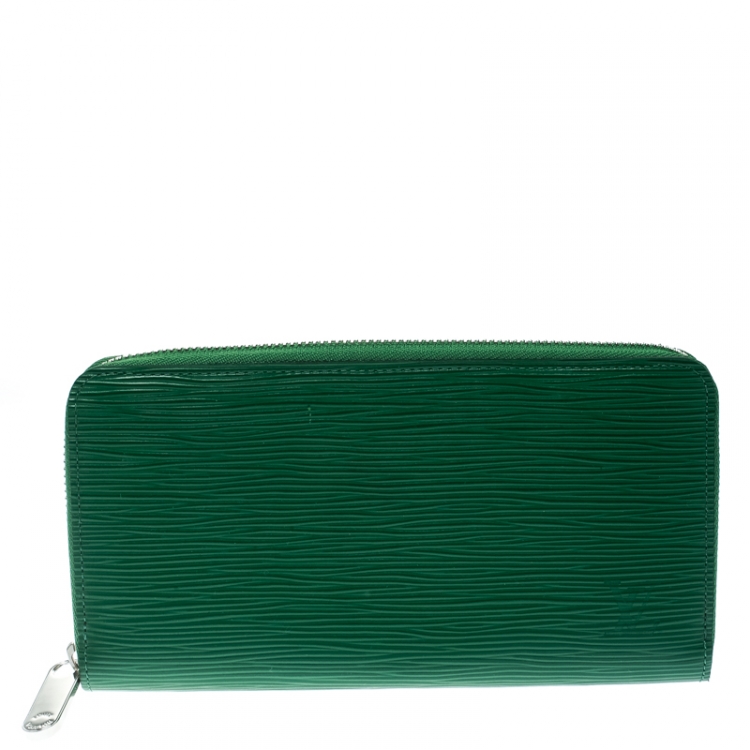 Louis Vuitton Louis Vuitton Green Epi Leather Zippy Long Wallet
