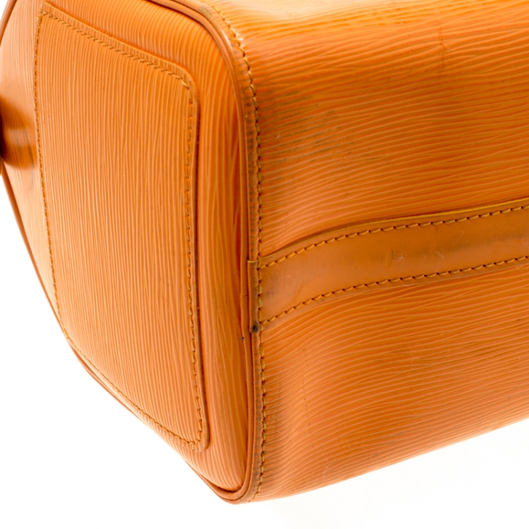 Pre Owned Louis Vuitton Mandarin Epi Leather Speedy 25