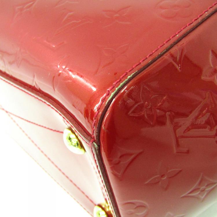 مملوكة مسبقًا Louis Vuitton Pomme D'Amour Monogram Vernis Montana Bag
