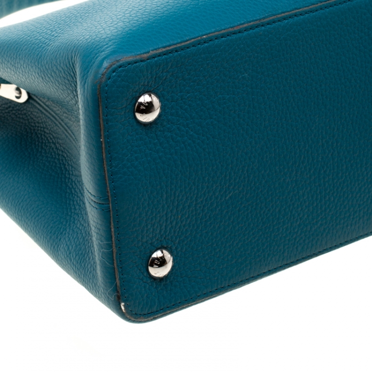 مملوكة مسبقًا Louis Vuitton Turquoise Taurillon Leather Capucines MM Bag