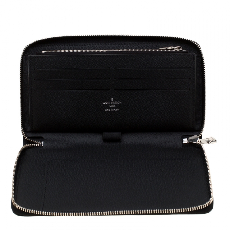 Louis Vuitton x Supreme Black 2017 Leather Zippy Organizer Wallet