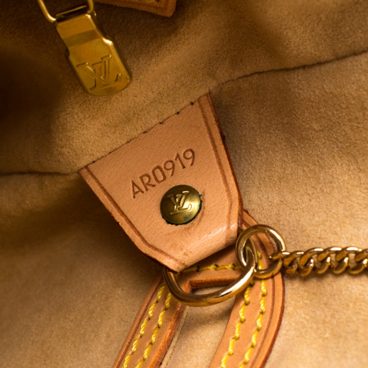 Pre Owned Louis Vuitton Natural Vachetta Leather Limited Edition Petit Bucket Bag