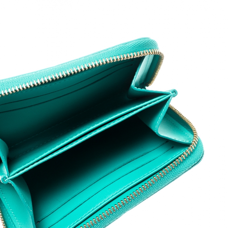 Louis Vuitton Blue Monogram Vernis Zippy Wallet Turquoise Leather