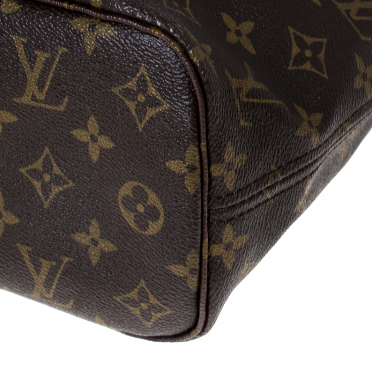 مملوكة مسبقًا Louis Vuitton Monogram Neverfull PM Bag
