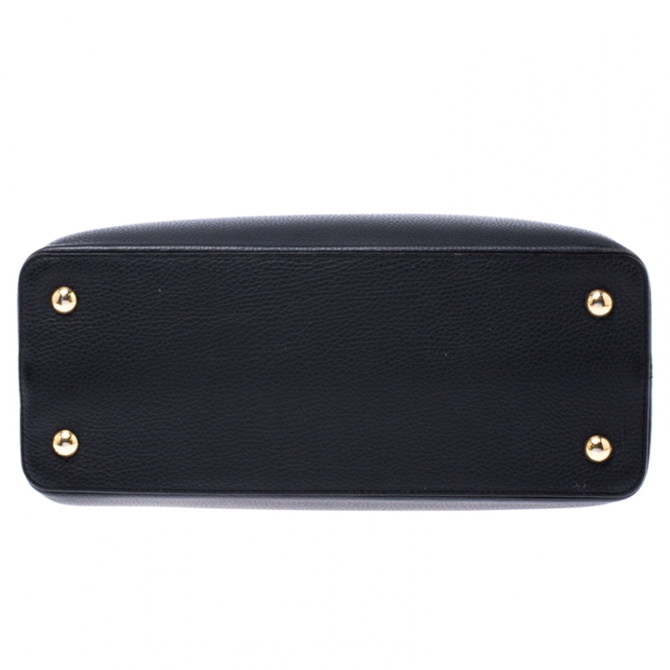 Pre Owned Louis Vuitton Black Taurillon Leather Capucines MM Bag