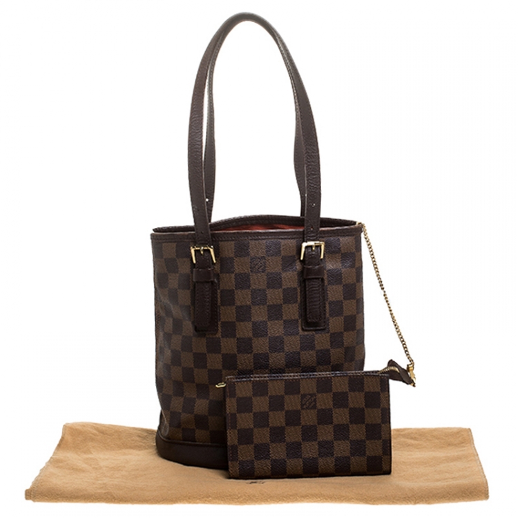 مملوكة مسبقًا Louis Vuitton Damier Ebene Canvas Marais Bucket Bag 