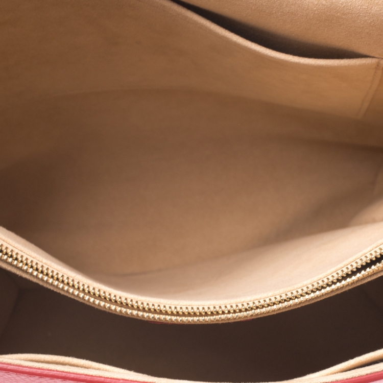 مملوكة مسبقًا Louis Vuitton Coquelicot Taurillon Leather Volta Bag