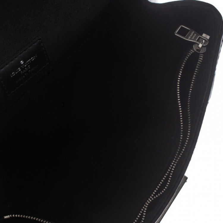 مملوكة مسبقًا Louis Vuitton Black Epi Leather Cluny MM