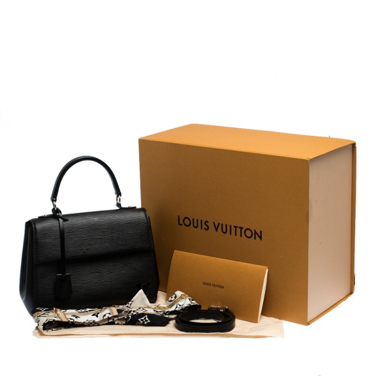 مملوكة مسبقًا Louis Vuitton Black Epi Leather Cluny MM
