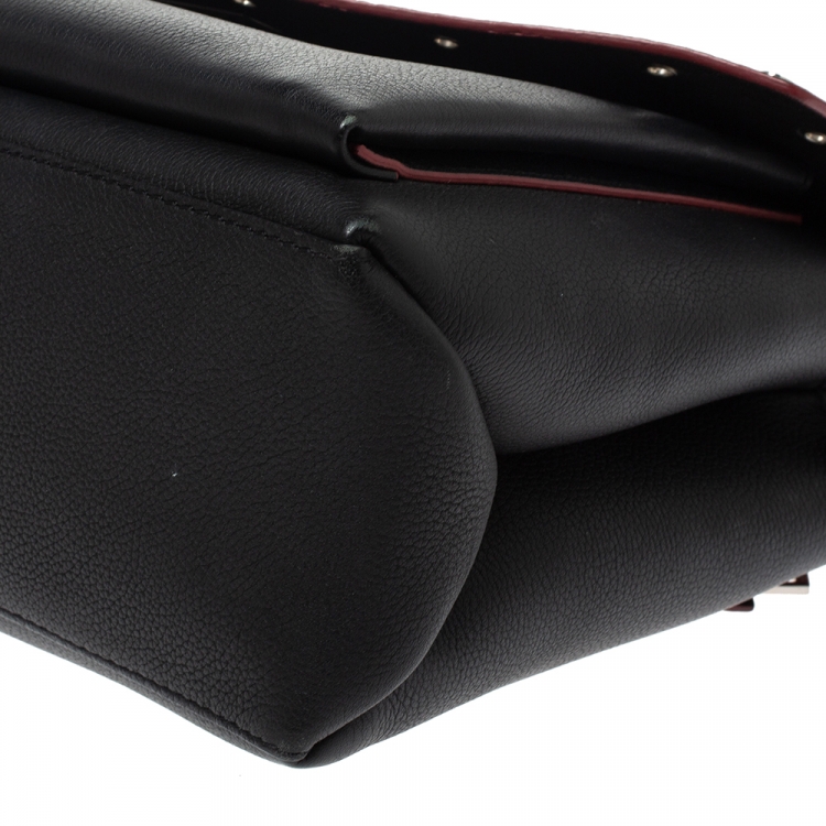 مملوكة مسبقًا Louis Vuitton Black Leather Mylockme Studs Bag