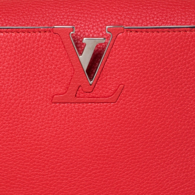 Pre Owned Louis Vuitton Corall Taurillon Leather Capucines MM Bag