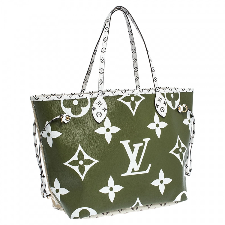 مملوكة مسبقًا Louis Vuitton Khaki Giant Monogram Canvas Neverfull MM Bag