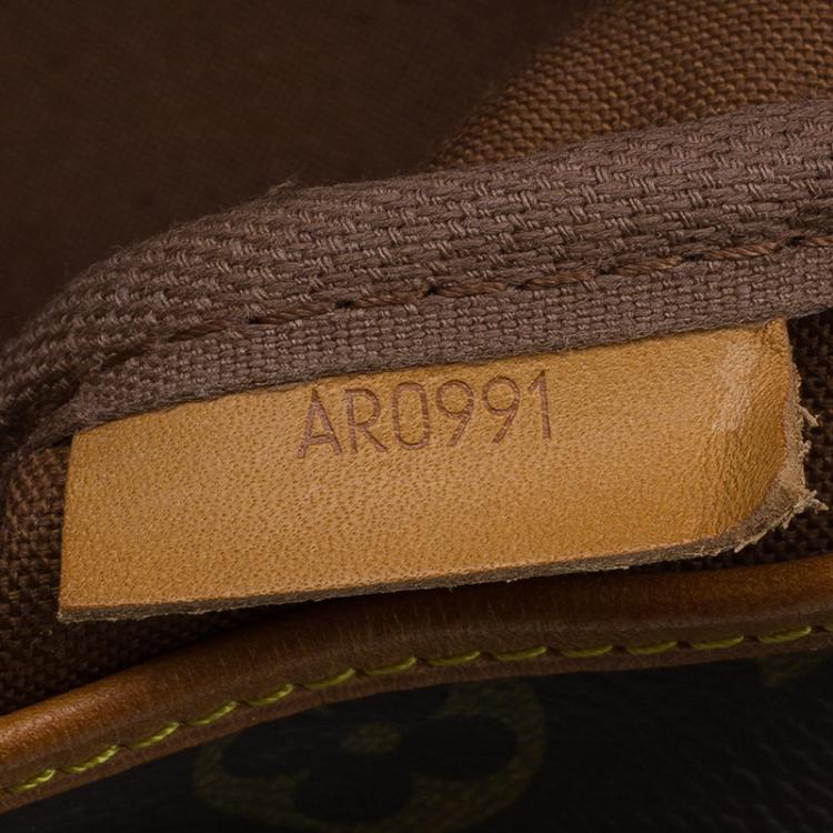 Pre Owned Louis Vuitton Monogram Canvas Saumur Messenger 35 Bag