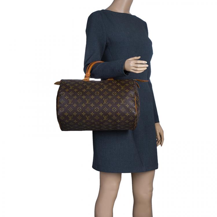 مملوكة مسبقًا Louis Vuitton Monogram Canvas Speedy 35