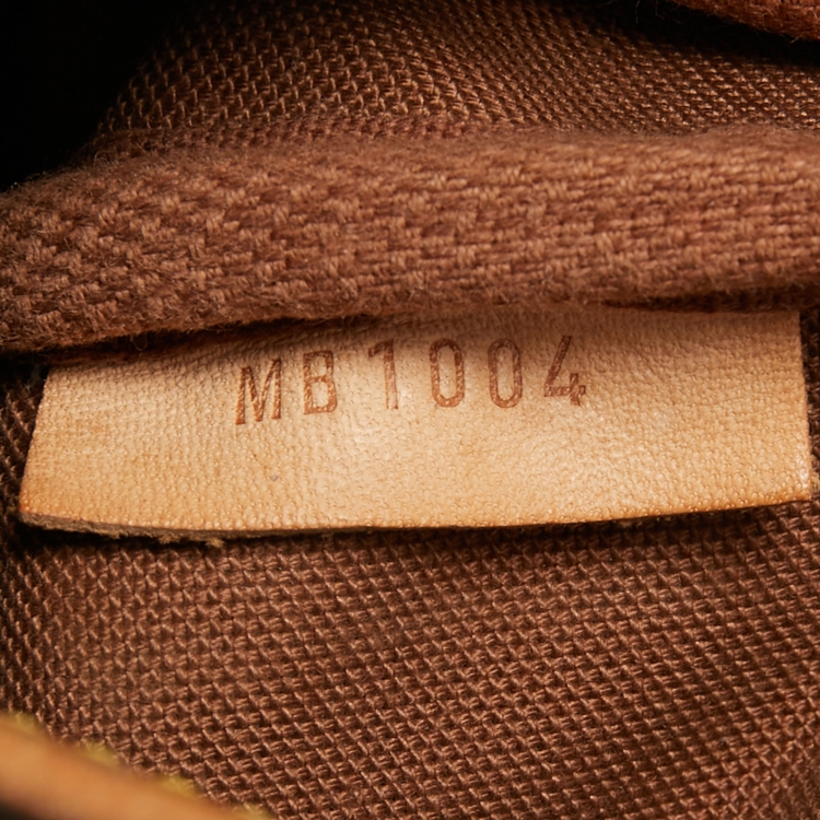 Pre Owned Louis Vuitton Monogram Canvas Saumur 30 Bag