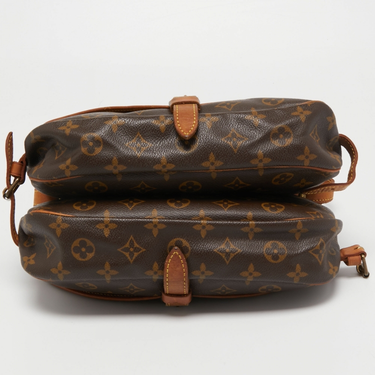 Pre Owned Louis Vuitton Monogram Canvas Saumur 30 Bag