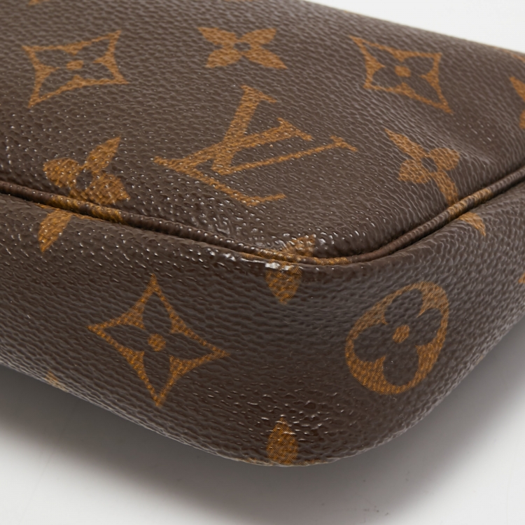 Pre Owned Louis Vuitton Monogram Canvas Pochette Accessoires Bag