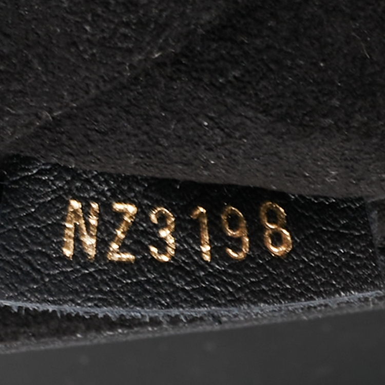Pre Owned Louis Vuitton Black Leather New Wave Chain PM Bag