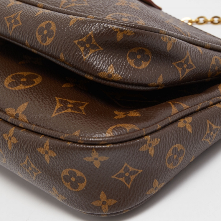 Pre Owned Louis Vuitton Fatigue Green Monogram Canvas Multi Pochette Accessoires