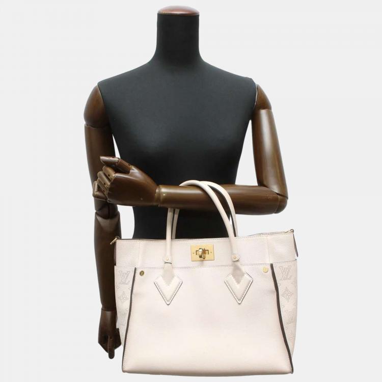 Louis Vuitton - On My Side mm Tote Bag - Greige - Leather - Women - Luxury