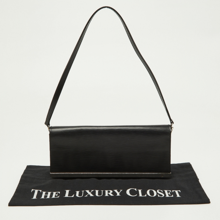 Pre Owned Louis Vuitton Black Epi Leather Sevigne Clutch Bag