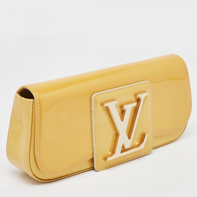 Pre Owned Louis Vuitton Vert Impression Patent Leather Sobe Clutch
