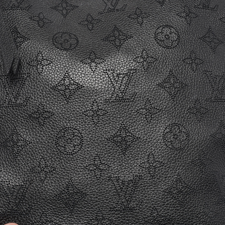 Pre Owned Louis Vuitton Black Monogram Mahina Leather Babylone Chain BB Bag