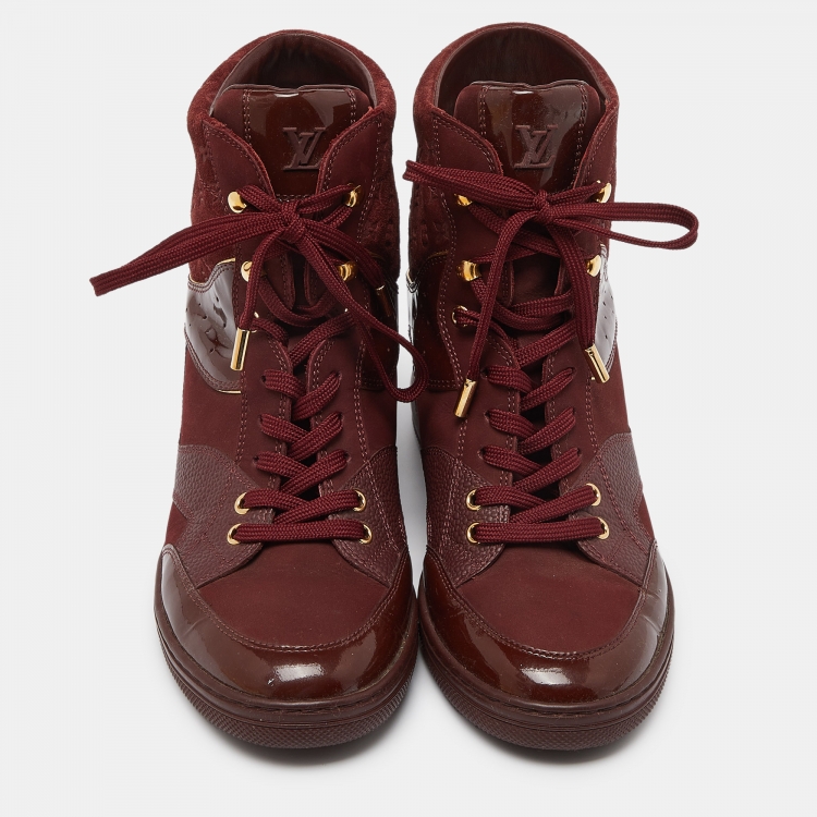 مملوكة مسبقًا Louis Vuitton Burgundy Monogram Suede and Patent Leather Millenium Wedge High Top Sneakers Size 38.5