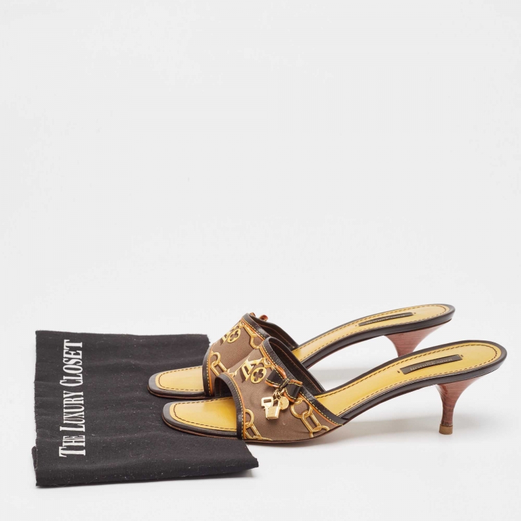 Pre Owned Louis Vuitton Brown/Yellow Printed Satin Charms Detail Slide Sandals Size 40