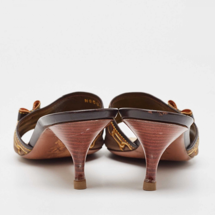 Pre Owned Louis Vuitton Brown/Yellow Printed Satin Charms Detail Slide Sandals Size 40