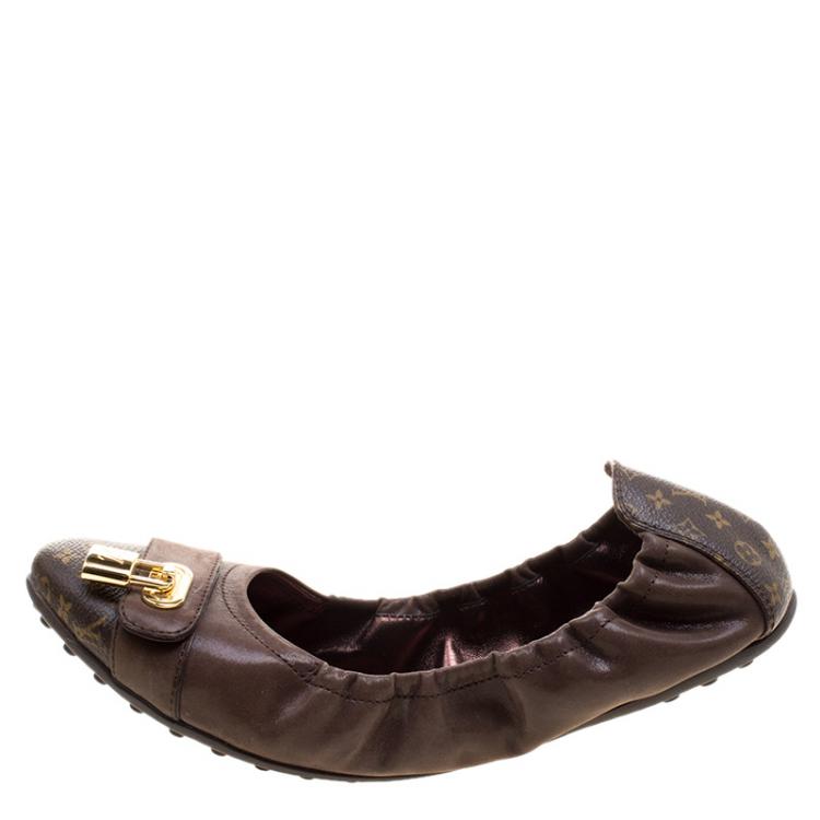 Louis Vuitton Brown Monogram Mini Lin Canvas Debbie Ballet Flats Size 36.5  Louis Vuitton | The Luxury Closet