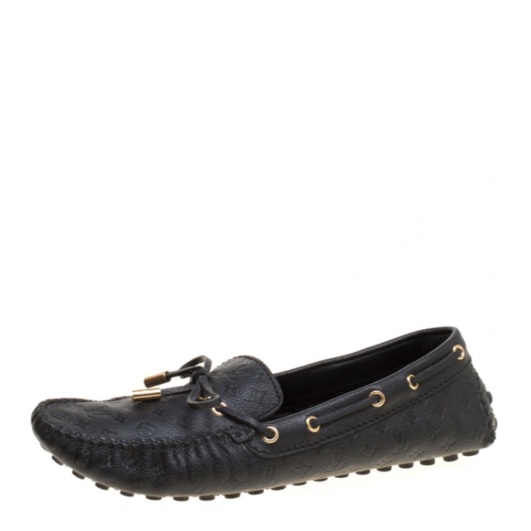 Louis Vuitton  Gloria Empriente Flat Loafer – Moniquey's Closet