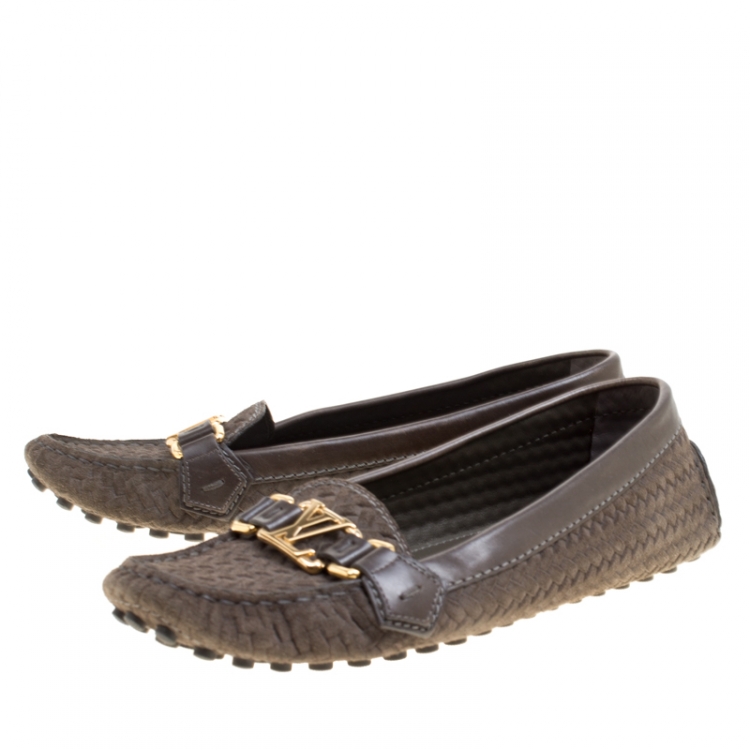 Pre Owned Louis Vuitton Grey Nubuck Leather Hockenheim Loafers Size 39